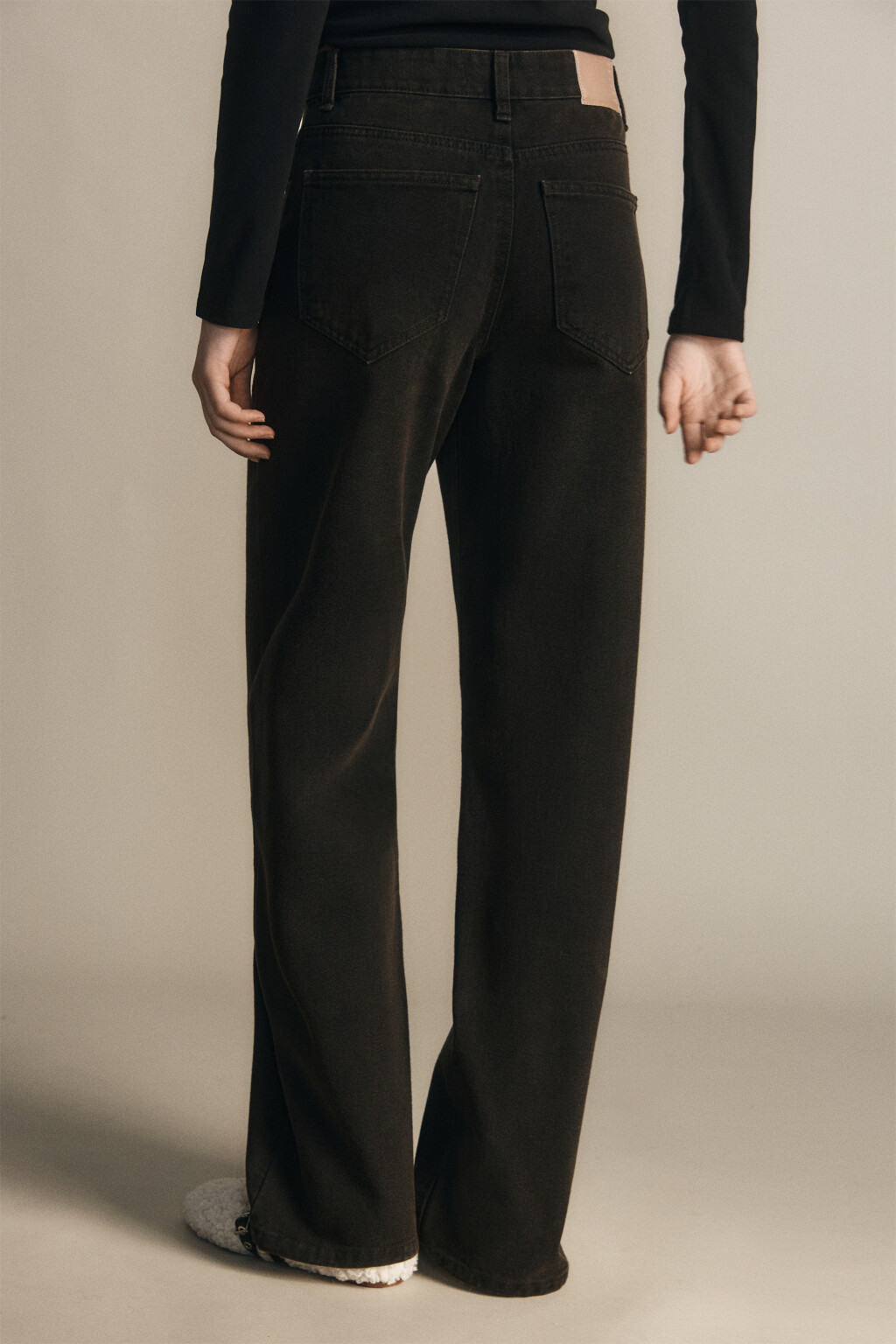 Джинсы широкие утепленные с начесом - цвет коричневый - 3