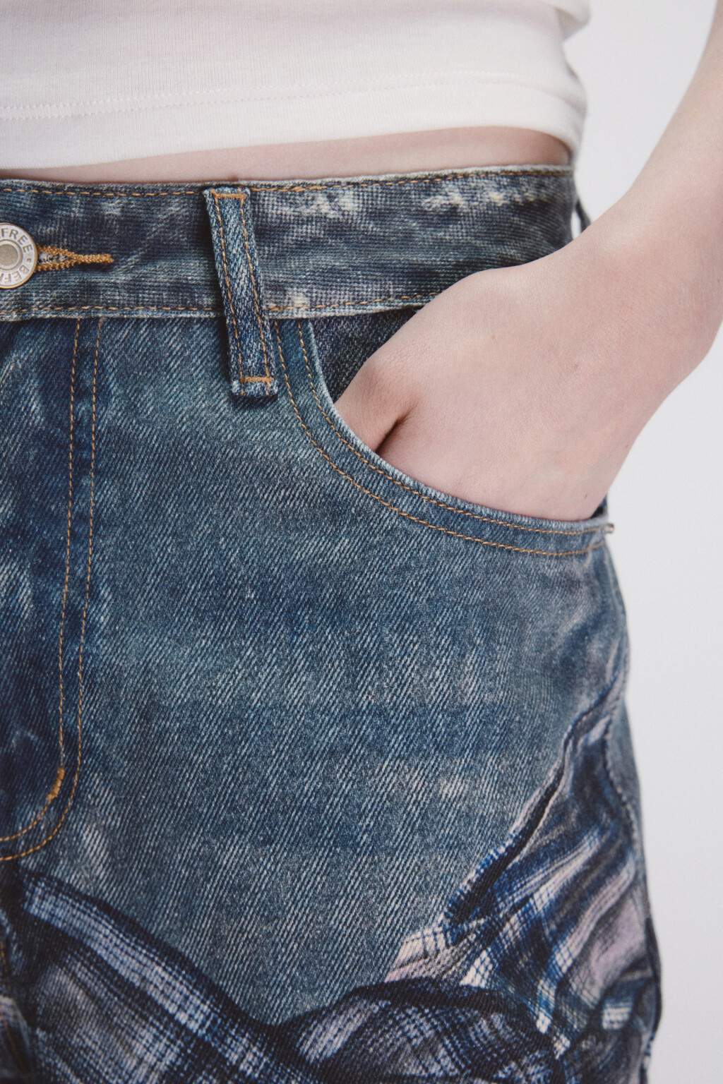 Джинсы baggy fit с принтом - цвет голубой - 6