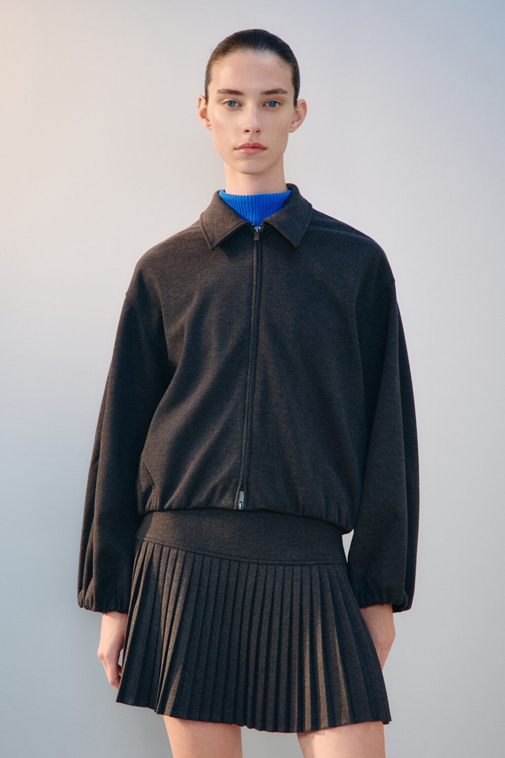 Жакет-бомбер на молнии из трикотажа - цвет серый - 3