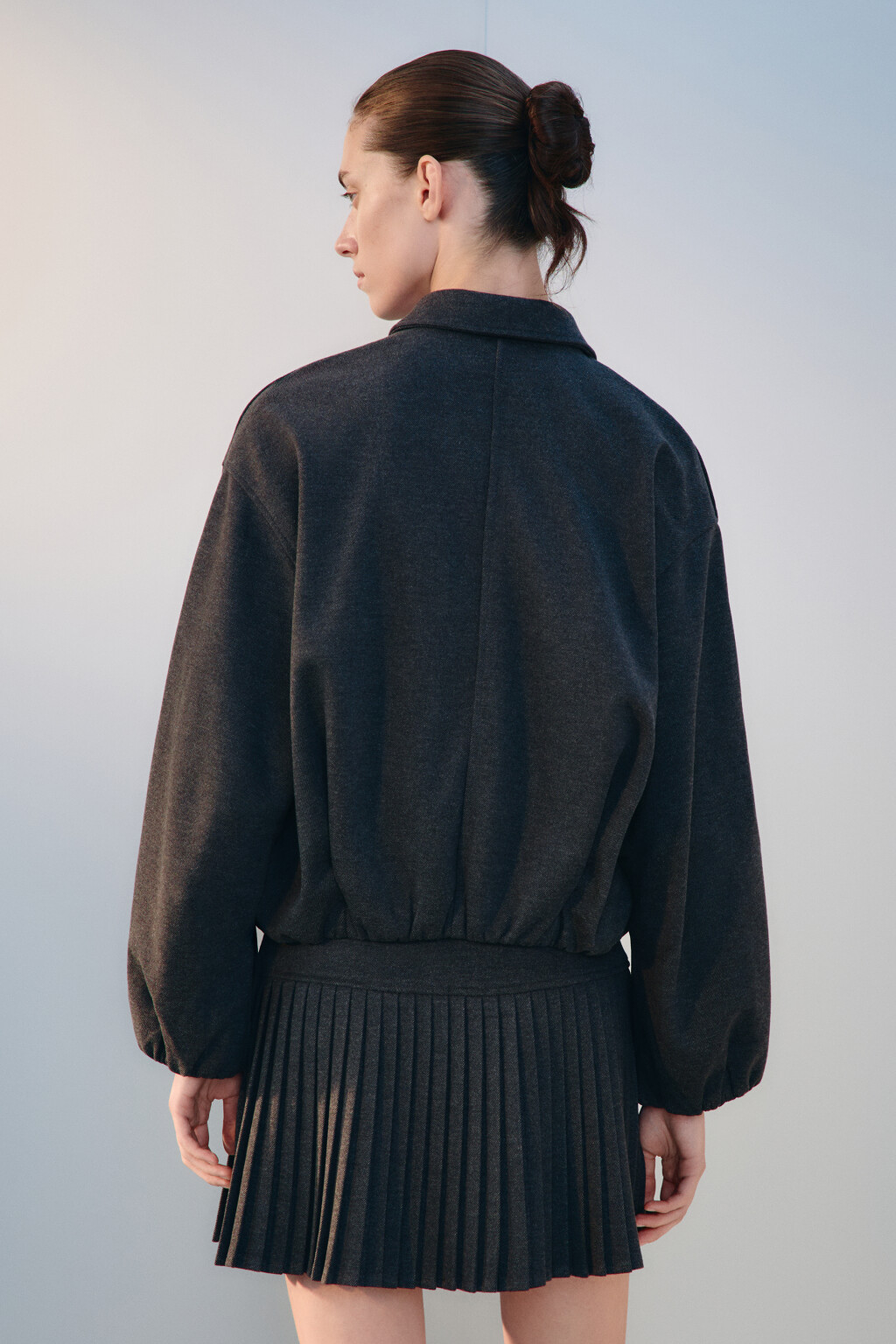 Жакет-бомбер на молнии из трикотажа - цвет серый - 4