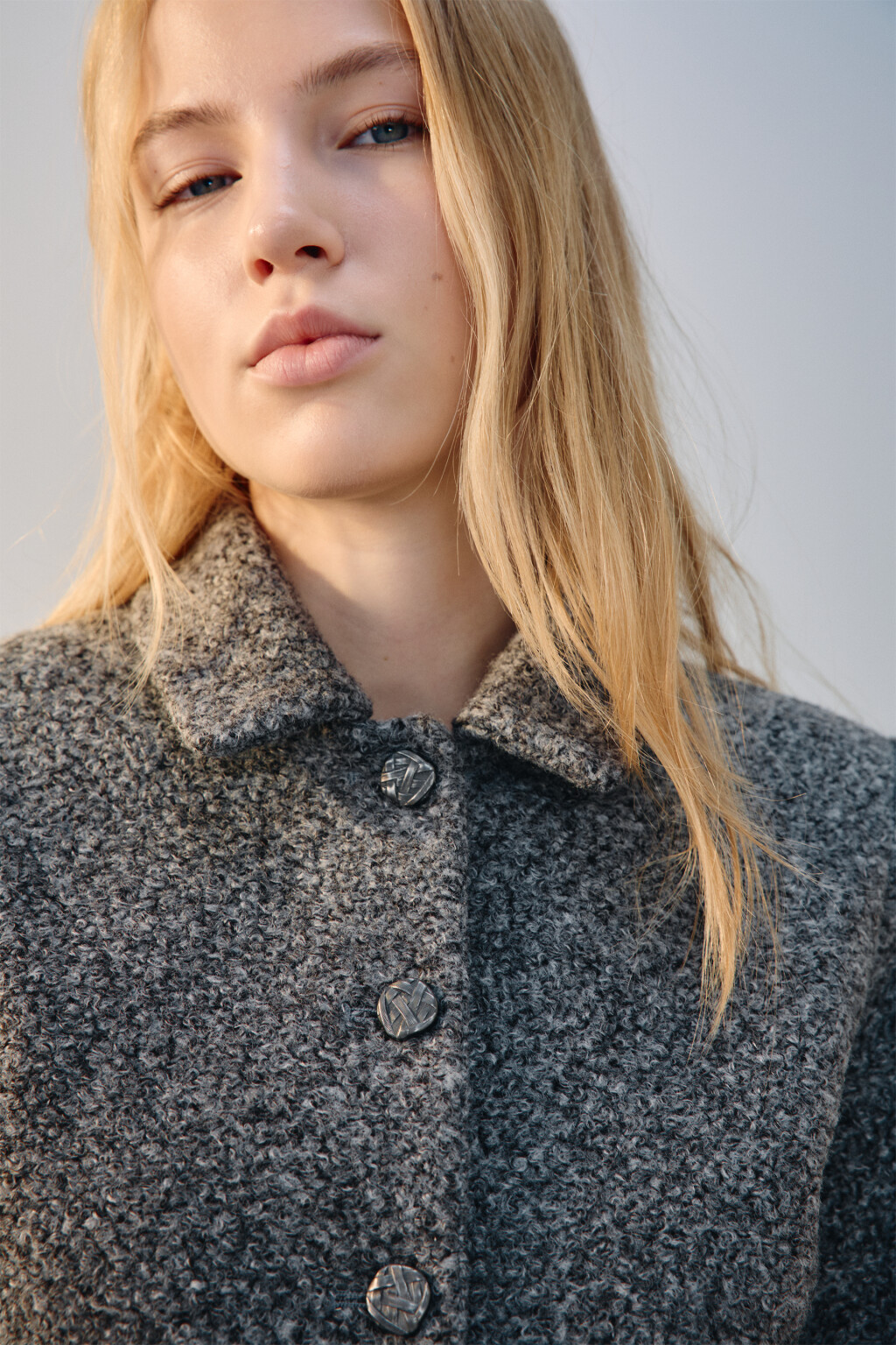 Жакет на пуговицах из ткани букле - цвет серый - 5