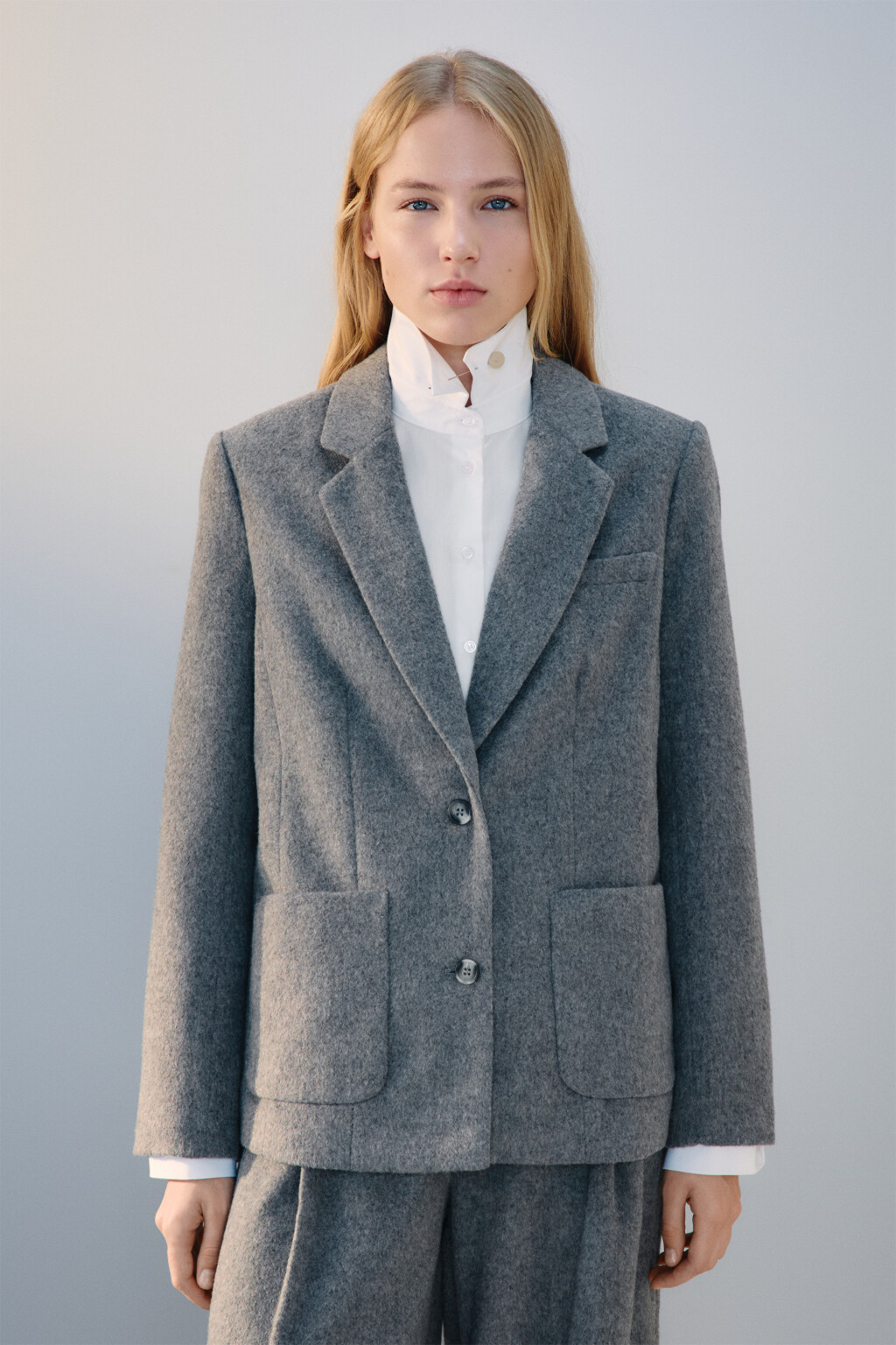 Пиджак из ткани с шерстью - цвет серый - 2