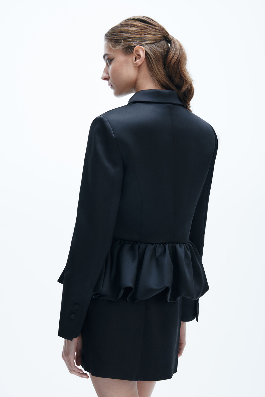 Жакет атласный с пышной баской - цвет черный - 5