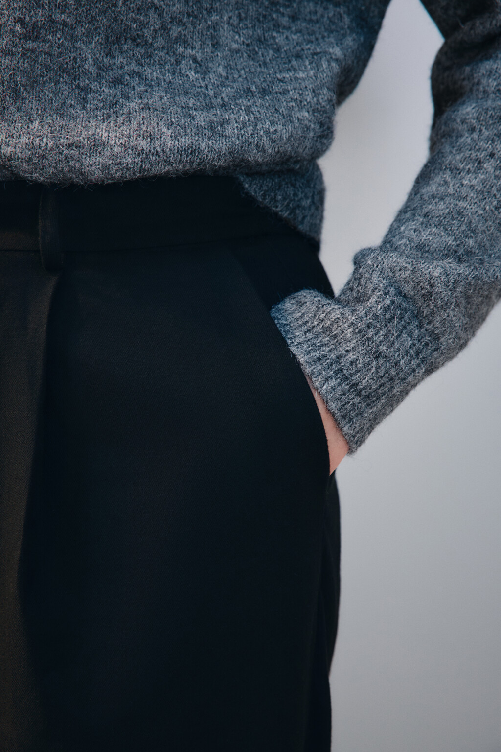 Брюки широкие со стрелками - цвет черный - 6