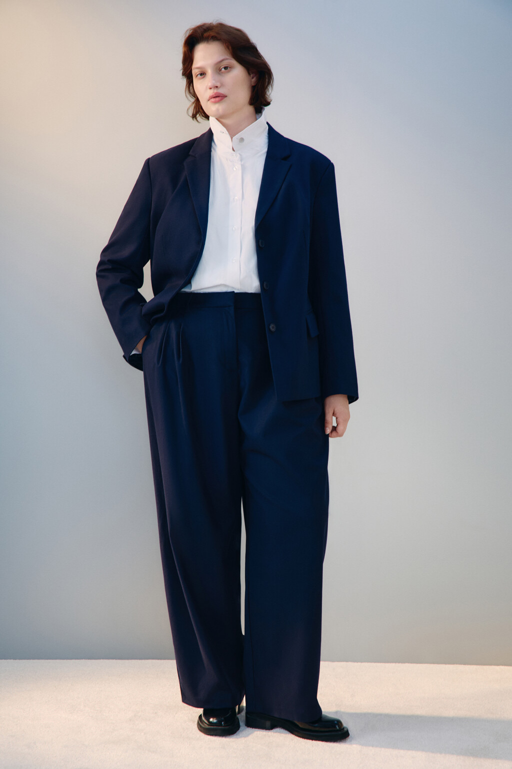 Брюки barrel fit костюмные - цвет синий - 4