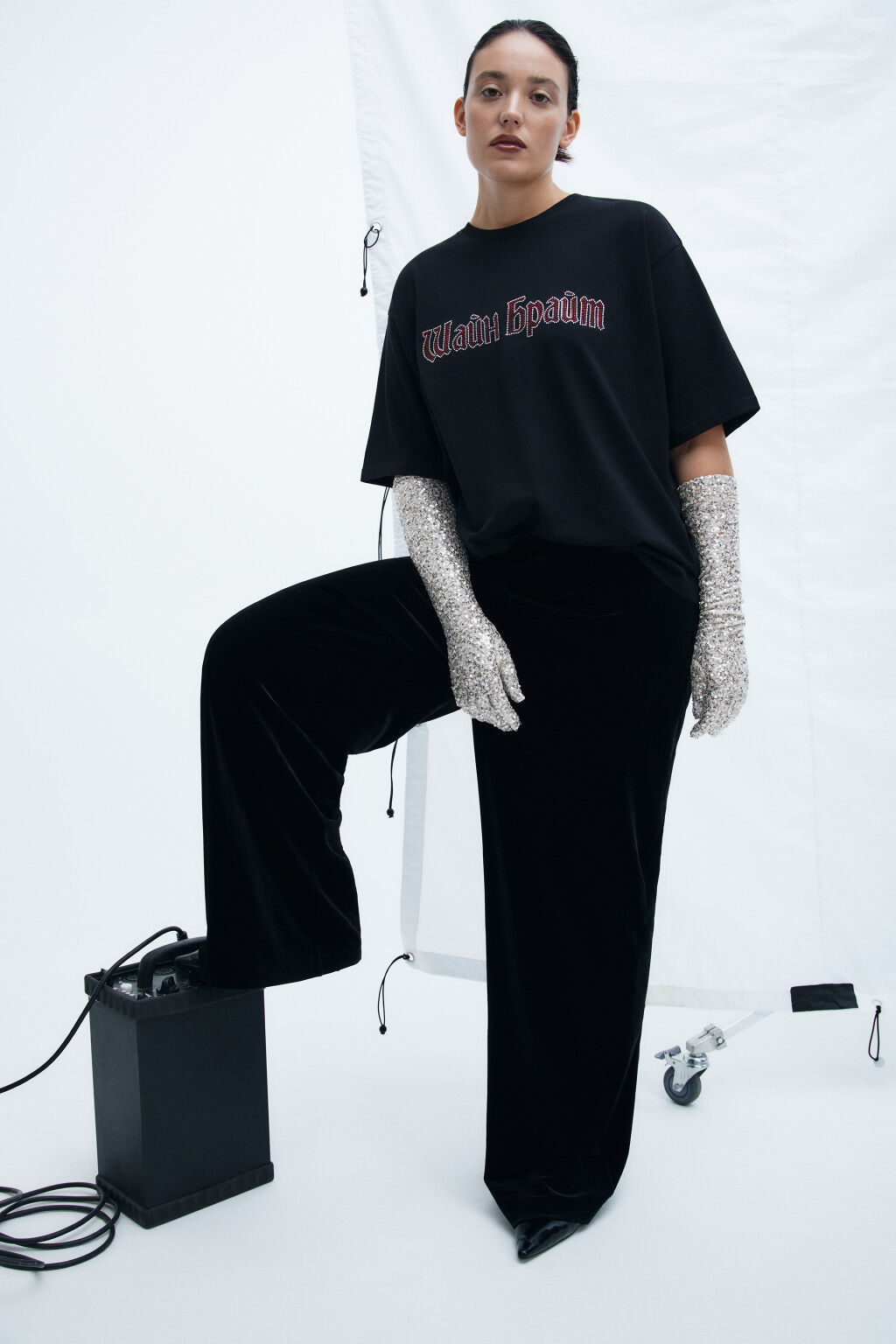 Брюки широкие бархатные - цвет черный - 1