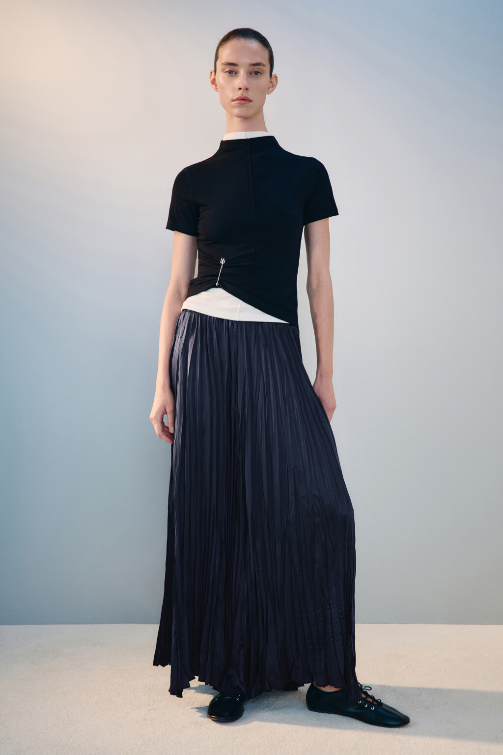 Юбка-трапеция из жатого атласа - цвет синий - 4