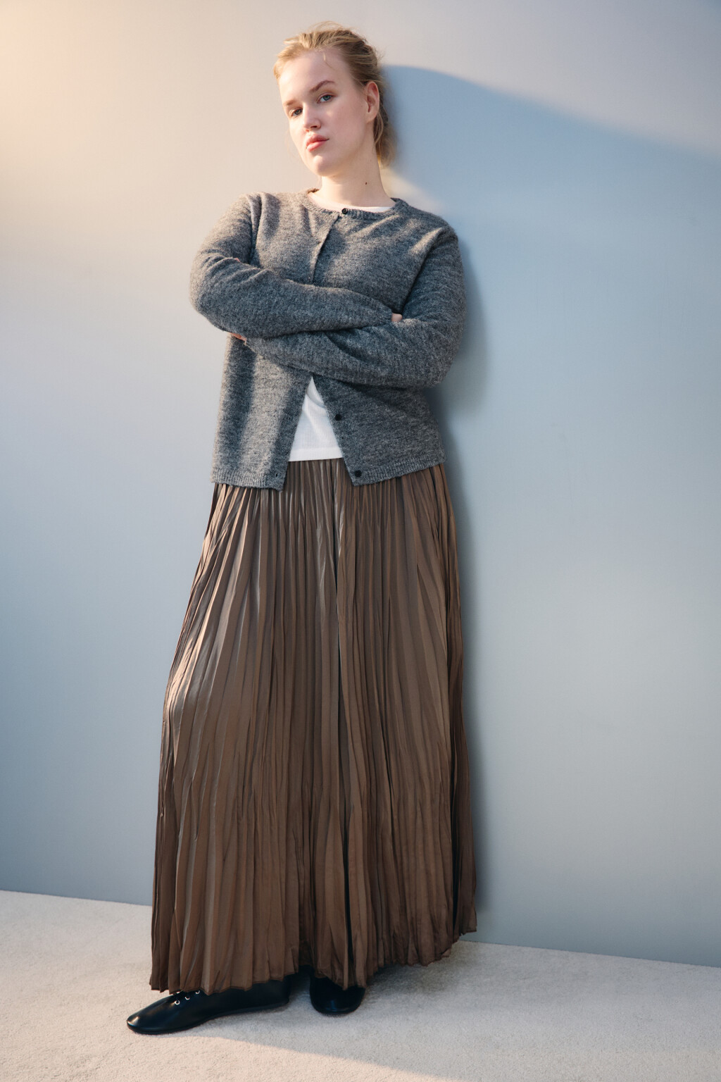 Юбка-трапеция из жатого атласа - цвет бежевый - 1