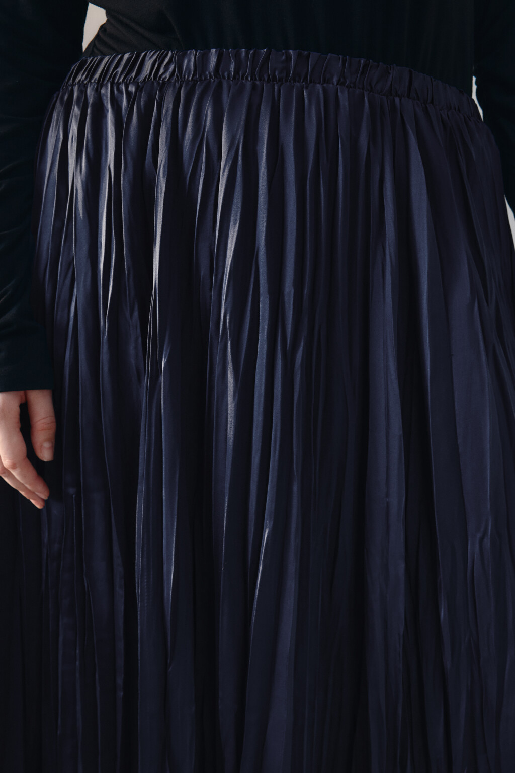 Юбка-трапеция из жатого атласа - цвет синий - 5