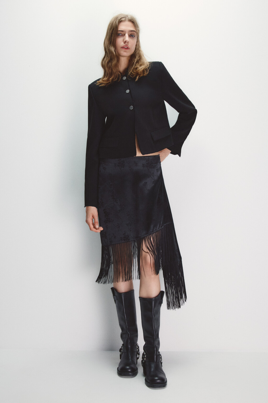 Юбка миди асимметричная с бахромой - цвет черный - 4