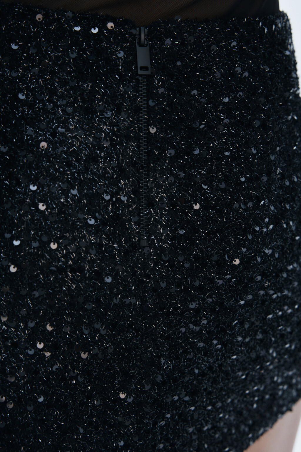 Юбка мини твидовая с пайетками - цвет черный - 6