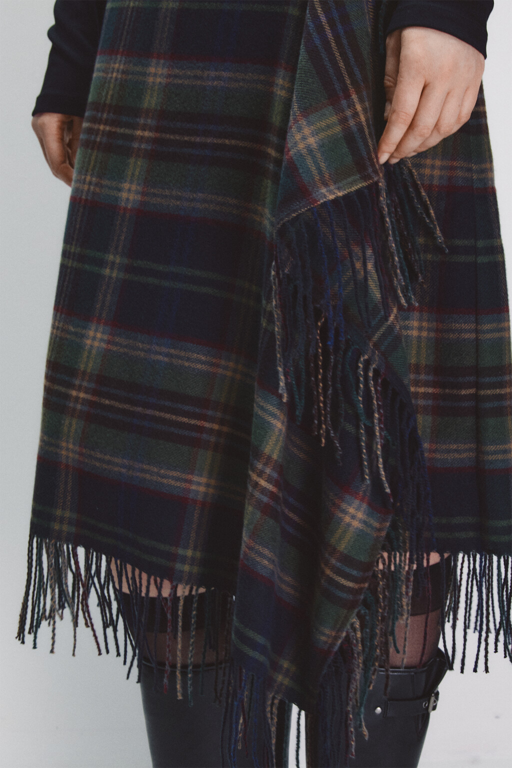 Юбка миди с запахом и бахромой - цвет зеленый - 6