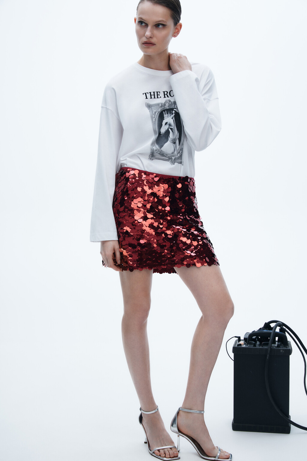 Юбка-шорты с крупными пайетками - цвет красный - 1