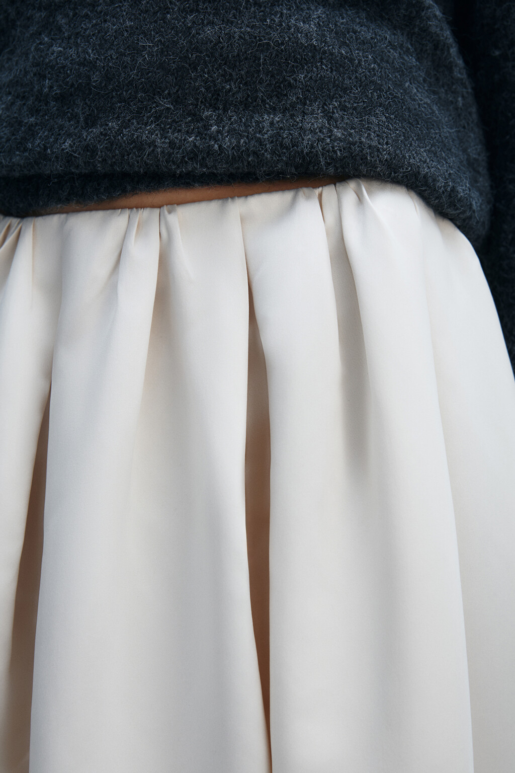 Юбка миди пышная атласная - цвет ванильный - 8