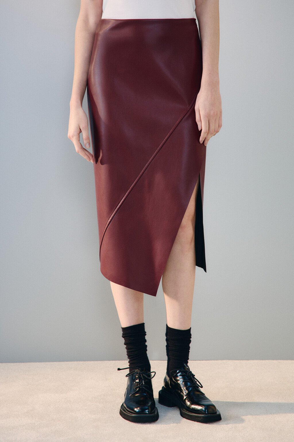 Юбка миди с асимметричным разрезом - цвет бордовый - 2
