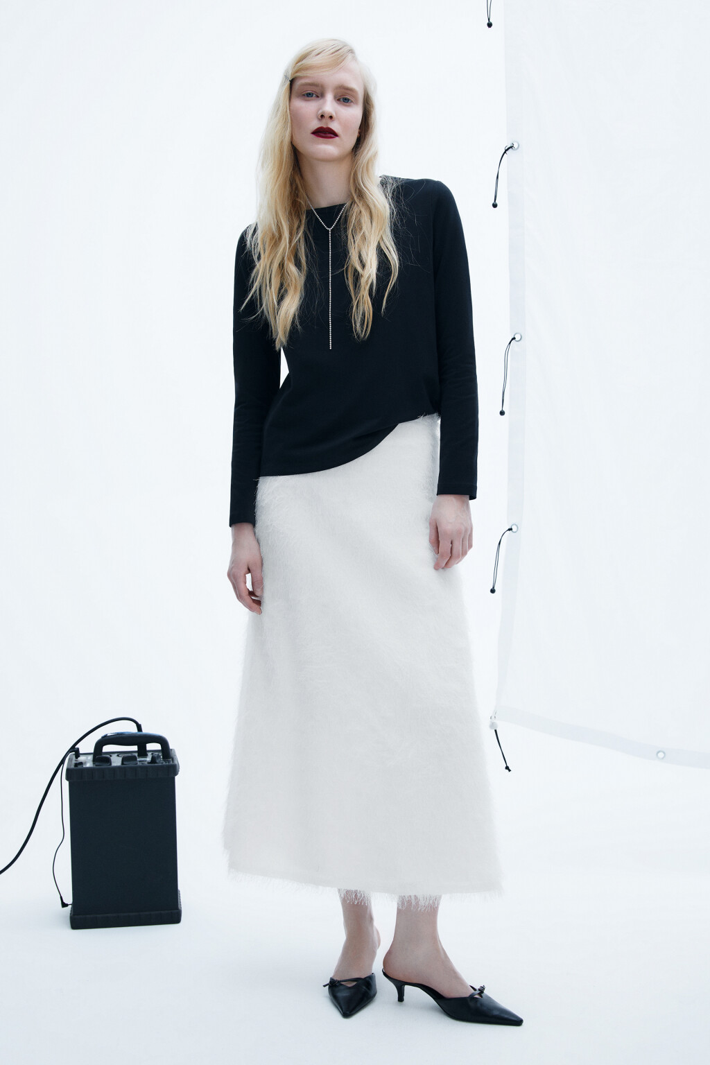 юбка-годе макси с пушистой бахромой - цвет белый - 4