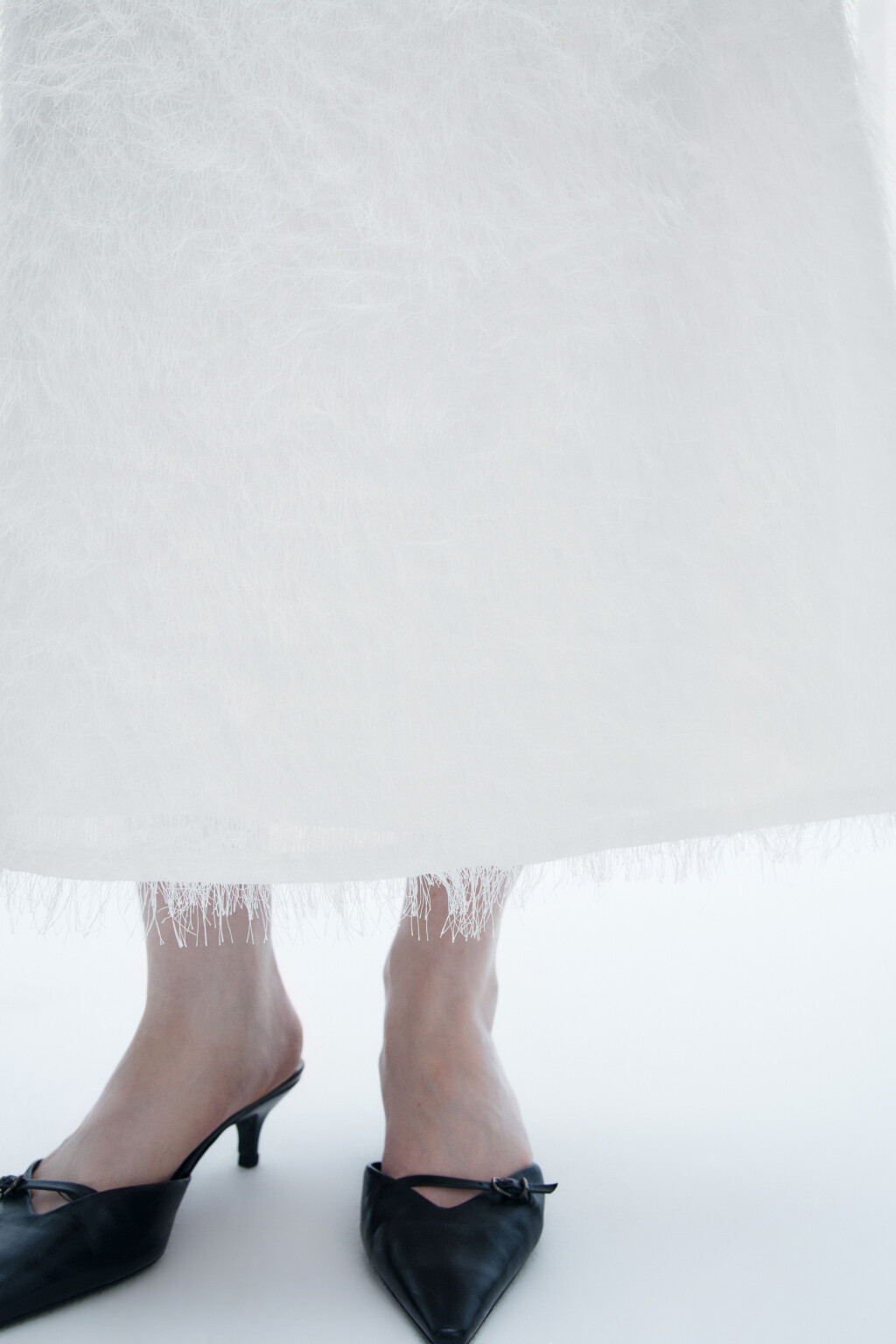 юбка-годе макси с пушистой бахромой - цвет белый - 6