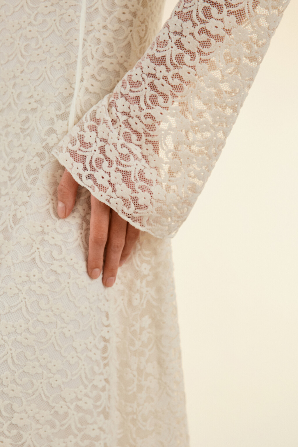 Платье макси облегающее ажурное - цвет белый - 9