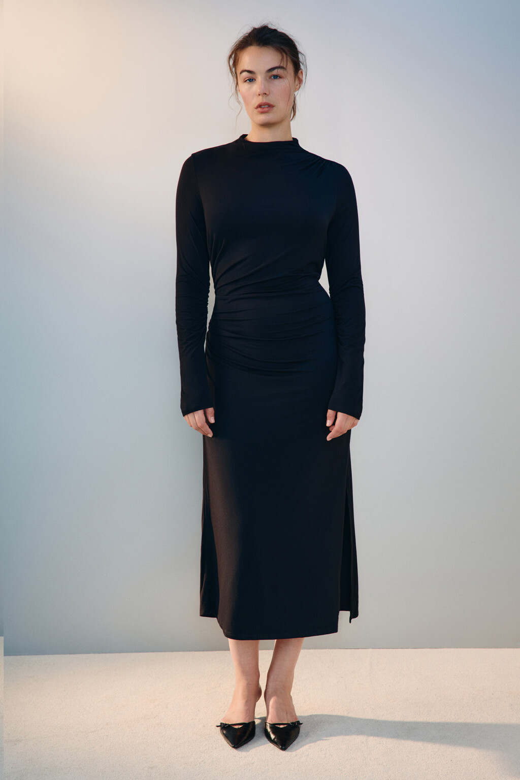Платье облегающее с драпировками - цвет черный - 5