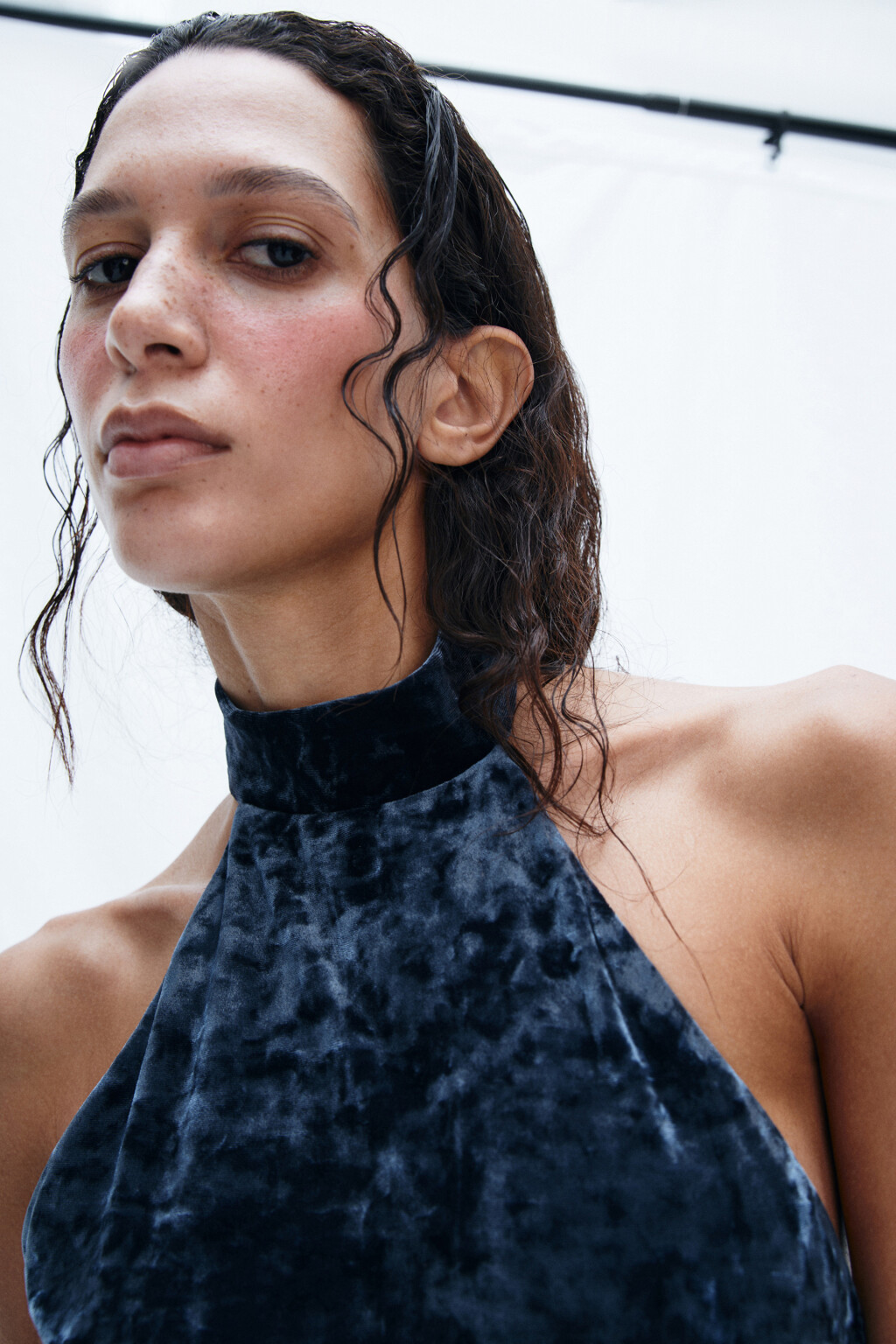 Платье миди бархатное с воротником - цвет синий - 7