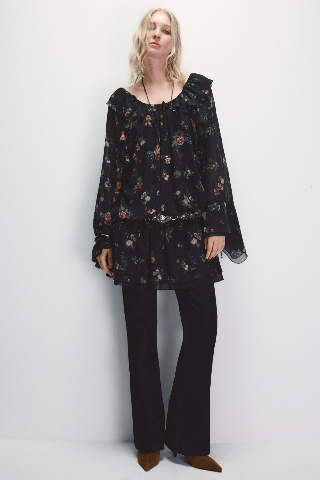 Платье шифоновое с завязками - цвет черный - 2