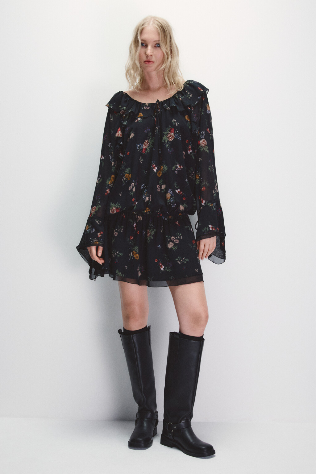 Платье шифоновое с завязками - цвет черный - 5