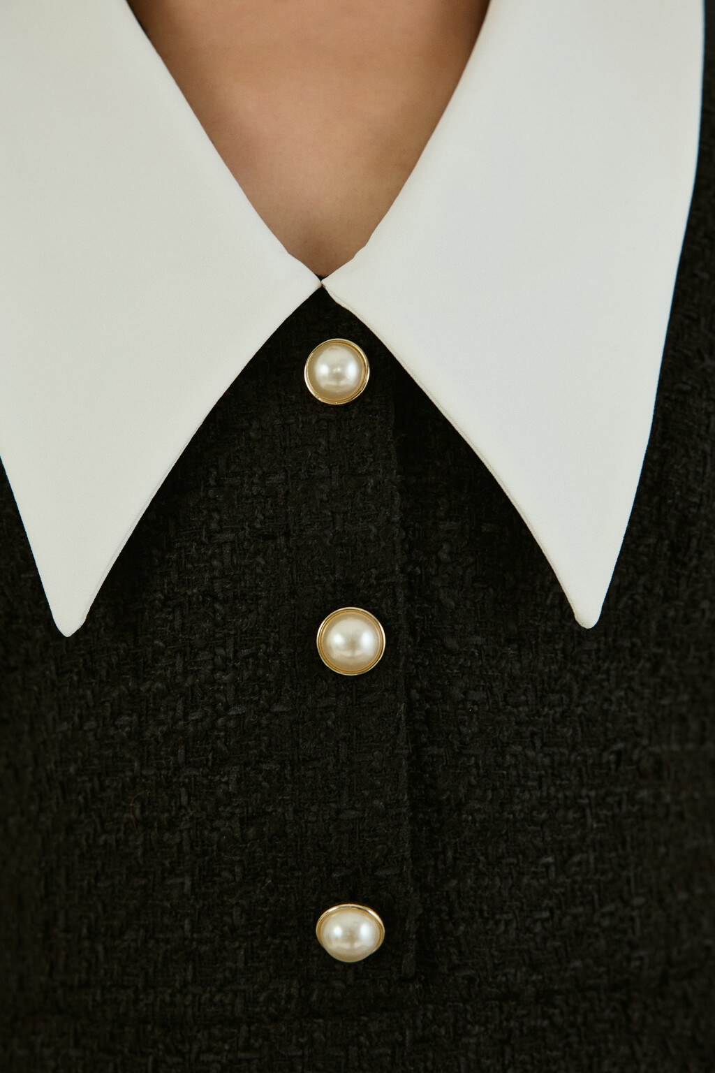 Платье твидовое с белым воротничком - цвет черный - 6