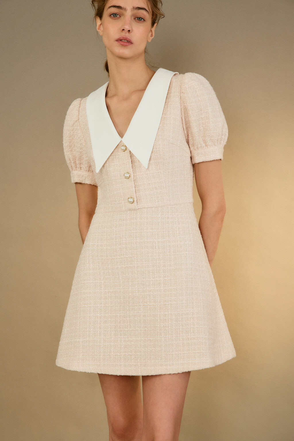 Платье твидовое с белым воротничком - цвет розовый - 1