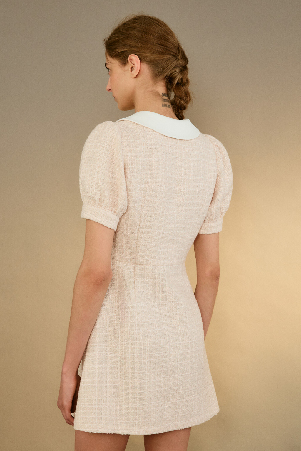 Платье твидовое с белым воротничком - цвет розовый - 3