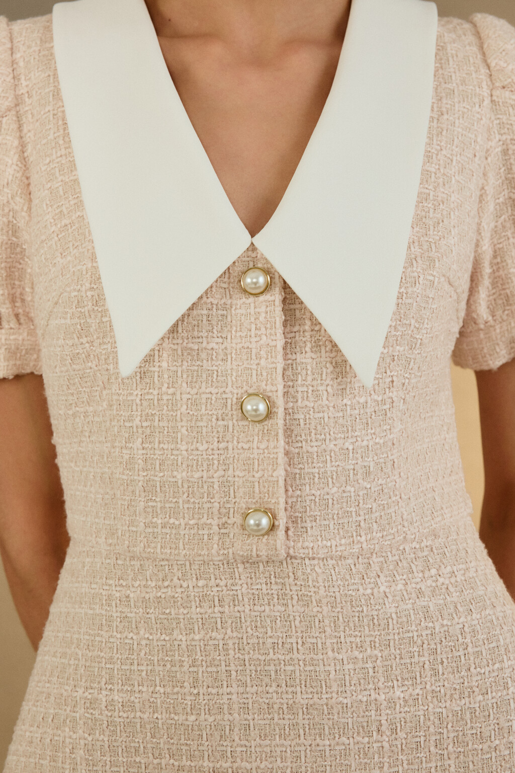 Платье твидовое с белым воротничком - цвет розовый - 5