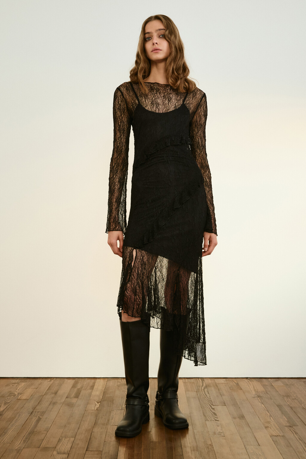 Платье облегающее из кружевной сетки - цвет черный - 3