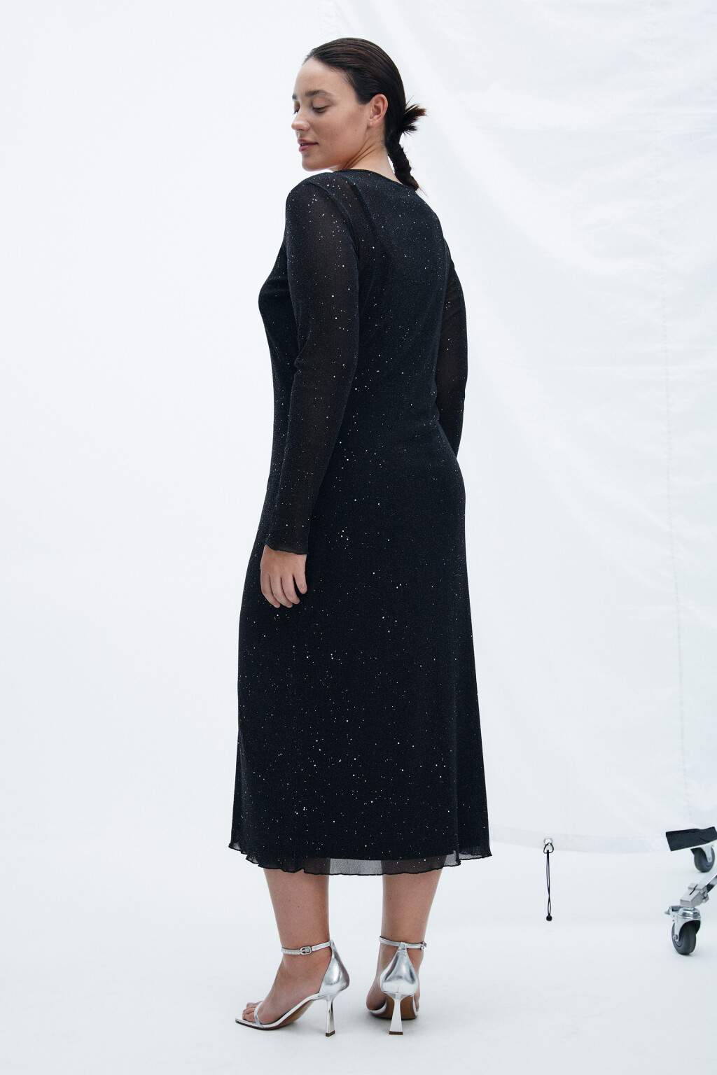 Платье макси с люрексом и стразами - цвет черный - 3