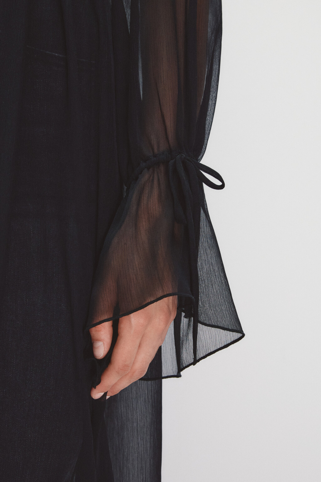 Платье-туника шифоновое с воланами - цвет черный - 7