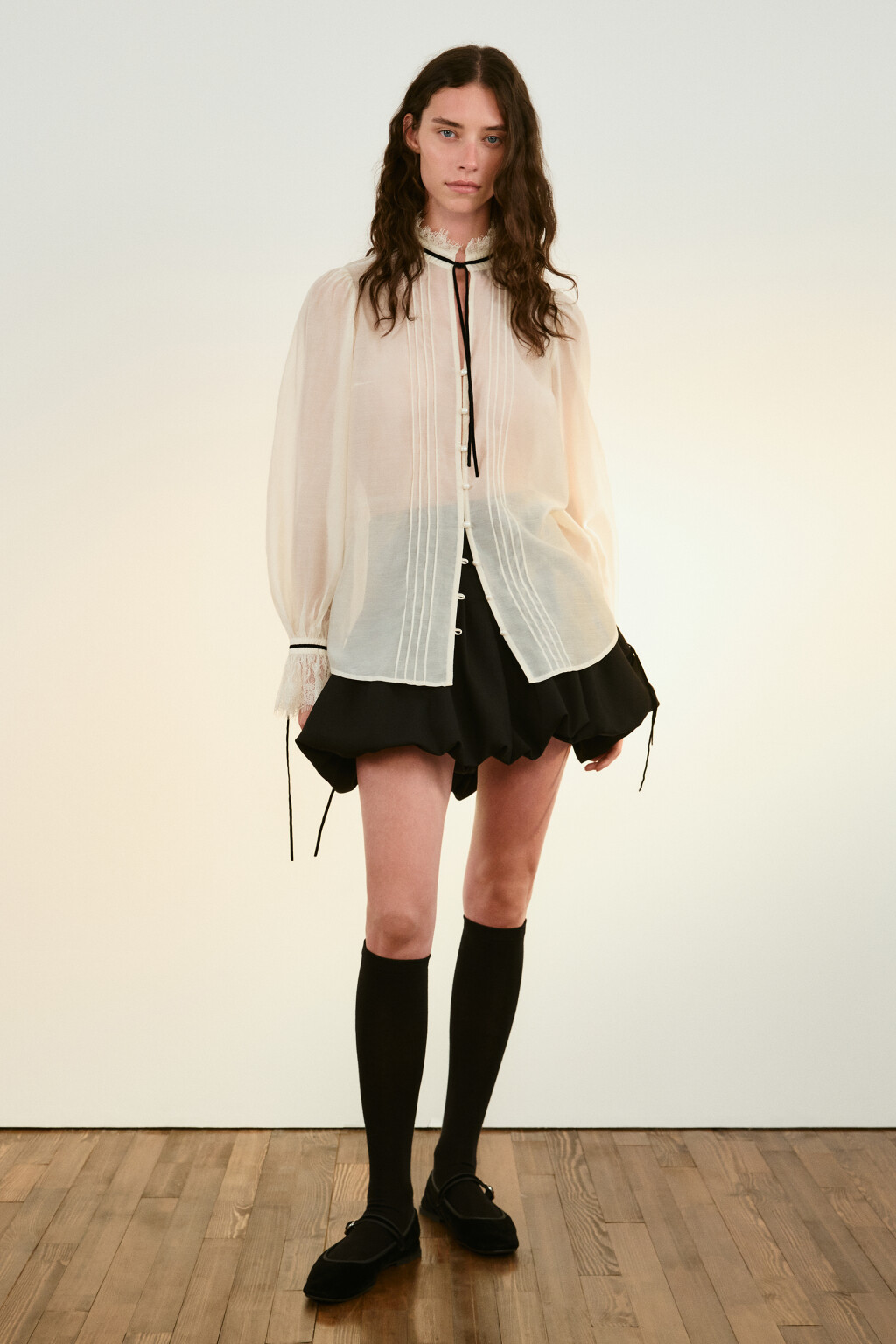 Блузка из тенсела с кружевом - цвет молочный - 5