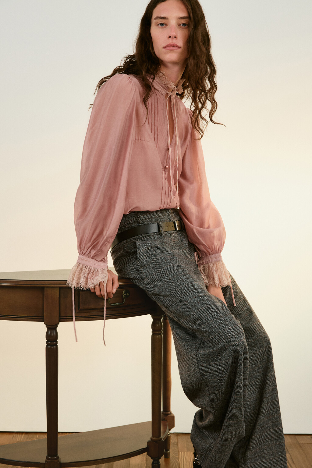 Блузка из тенсела с кружевом - цвет розовый - 2
