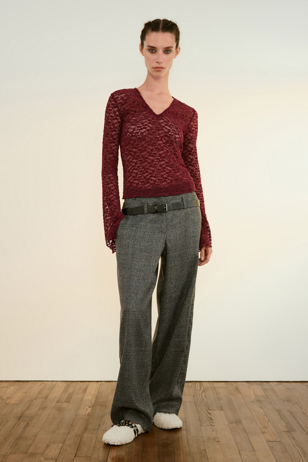 Блузка кружевная с рукавами клеш - цвет красный - 4