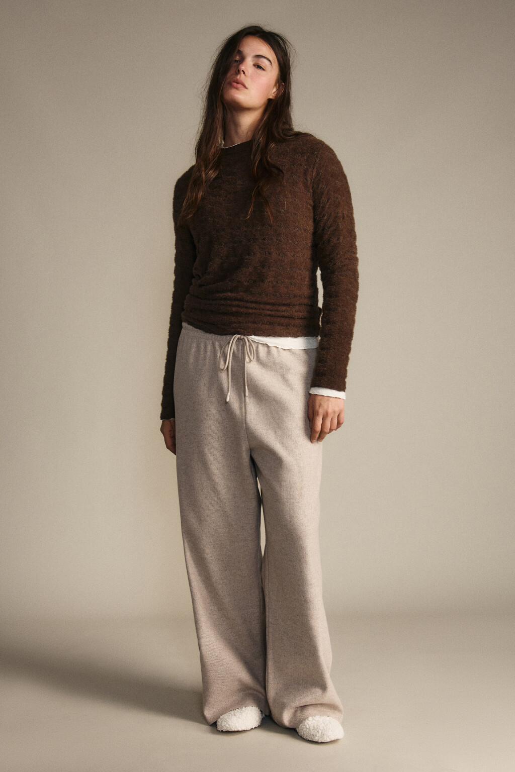 Блузка ажурная с волнистыми краями - цвет коричневый - 4