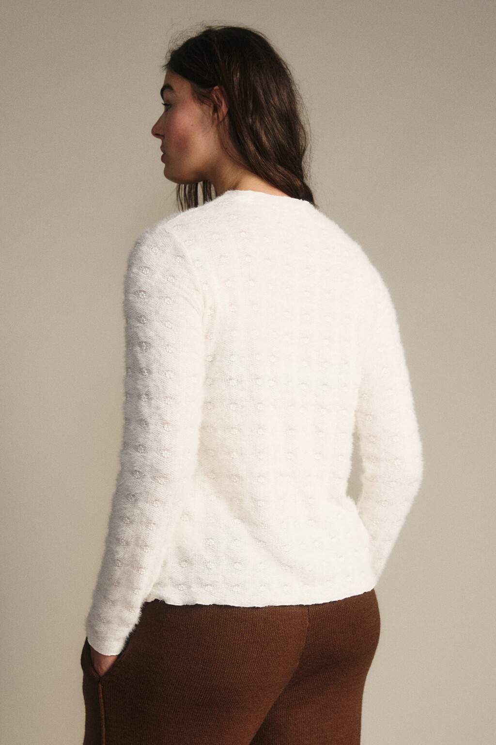 Блузка ажурная с волнистыми краями - цвет молочный - 3