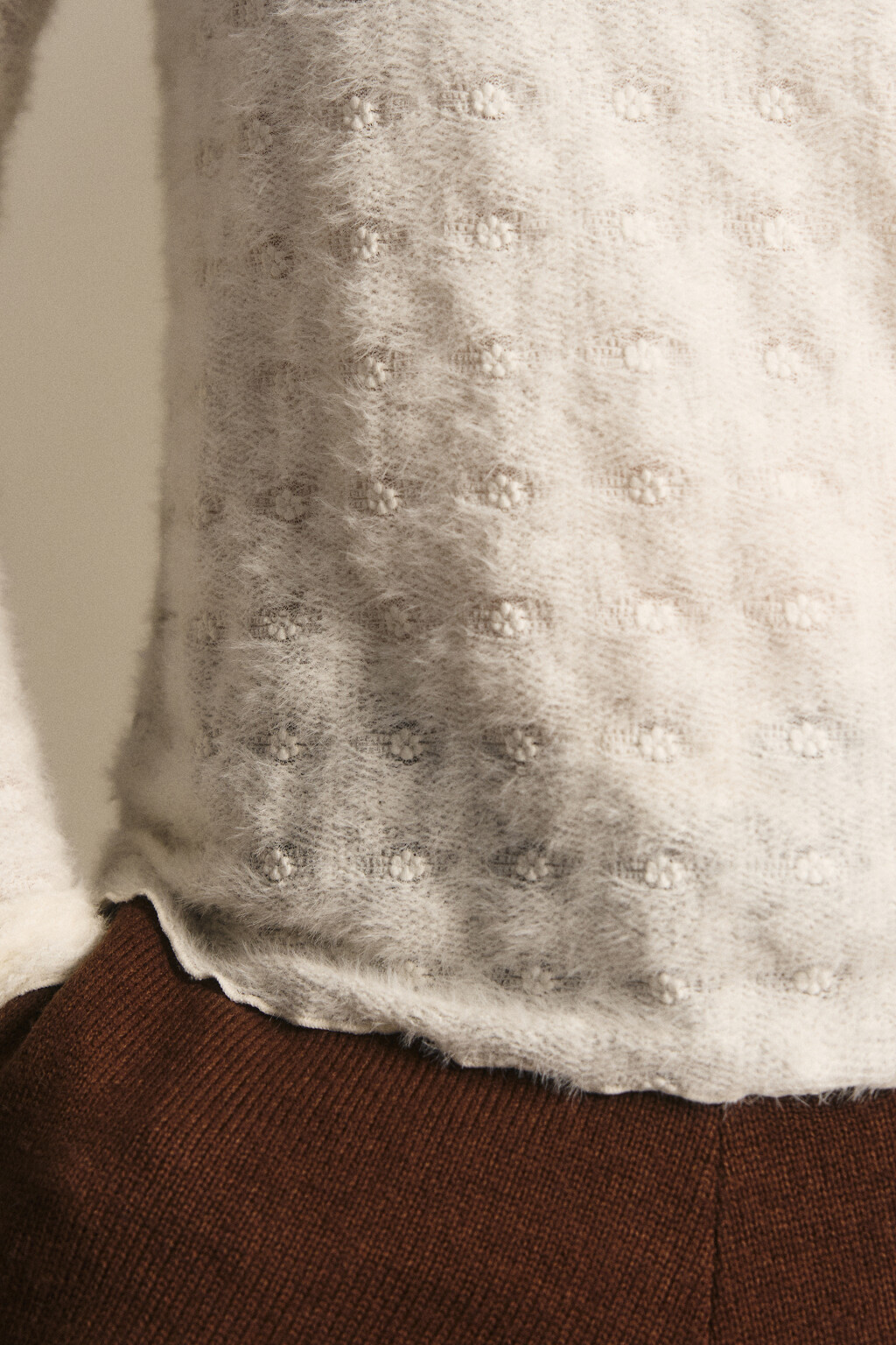 Блузка ажурная с волнистыми краями - цвет молочный - 6