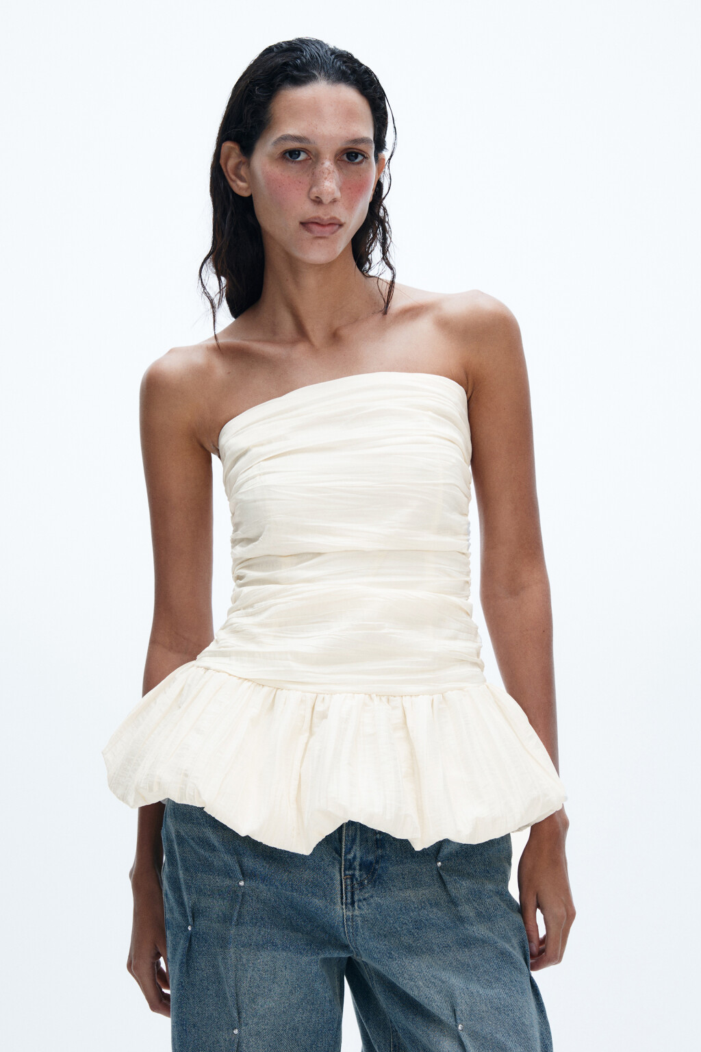 Топ-бандо с пышной баской - цвет молочный - 5