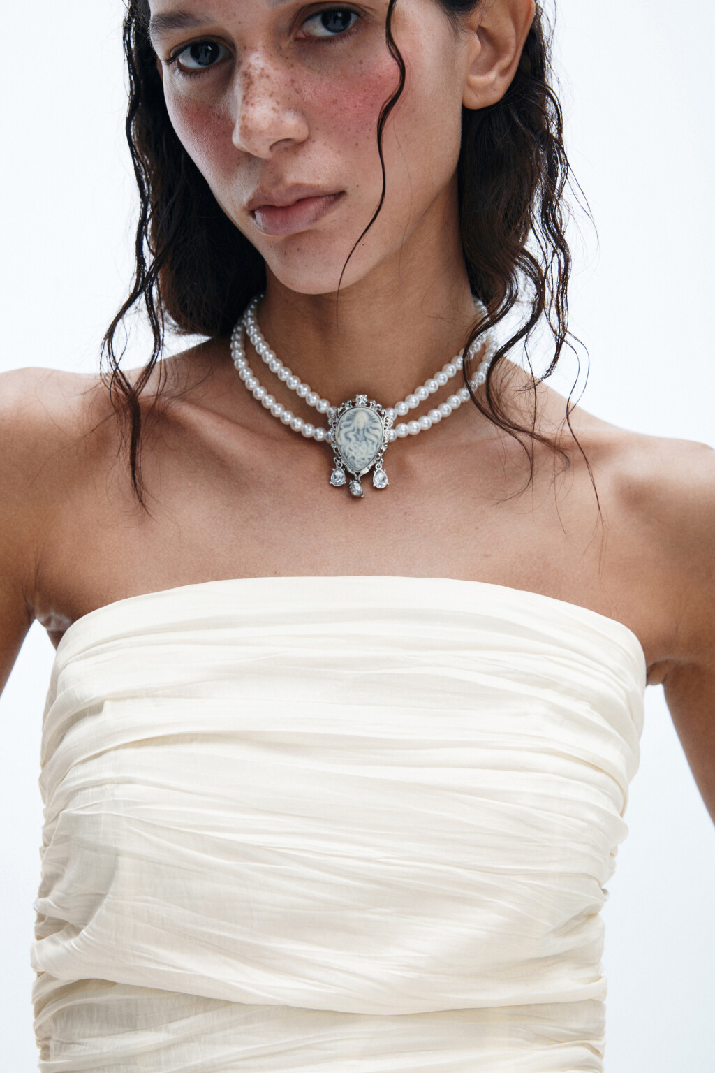 Топ-бандо с пышной баской - цвет молочный - 8