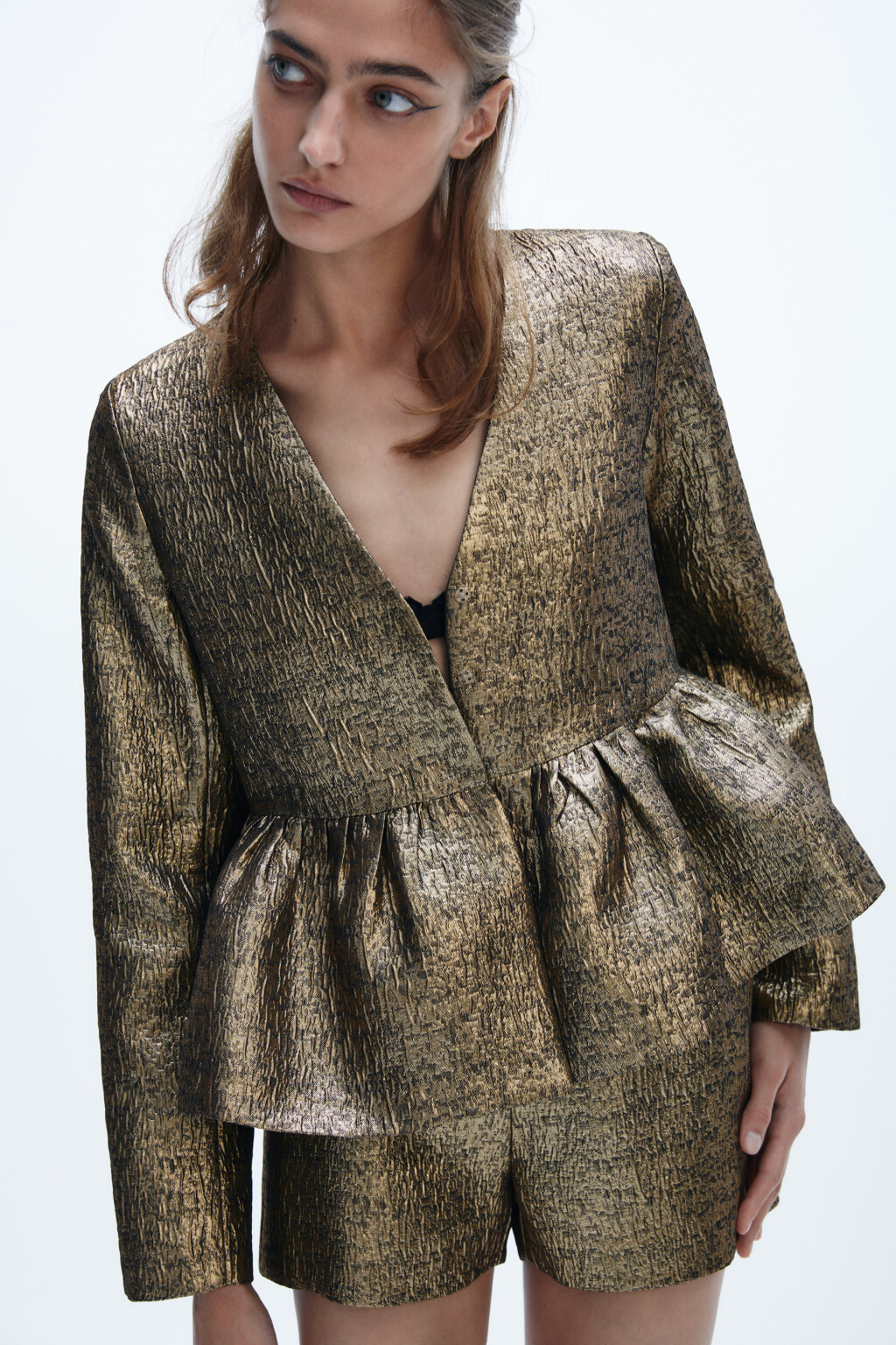 Блузка из золотой парчи с баской - цвет желтый - 3