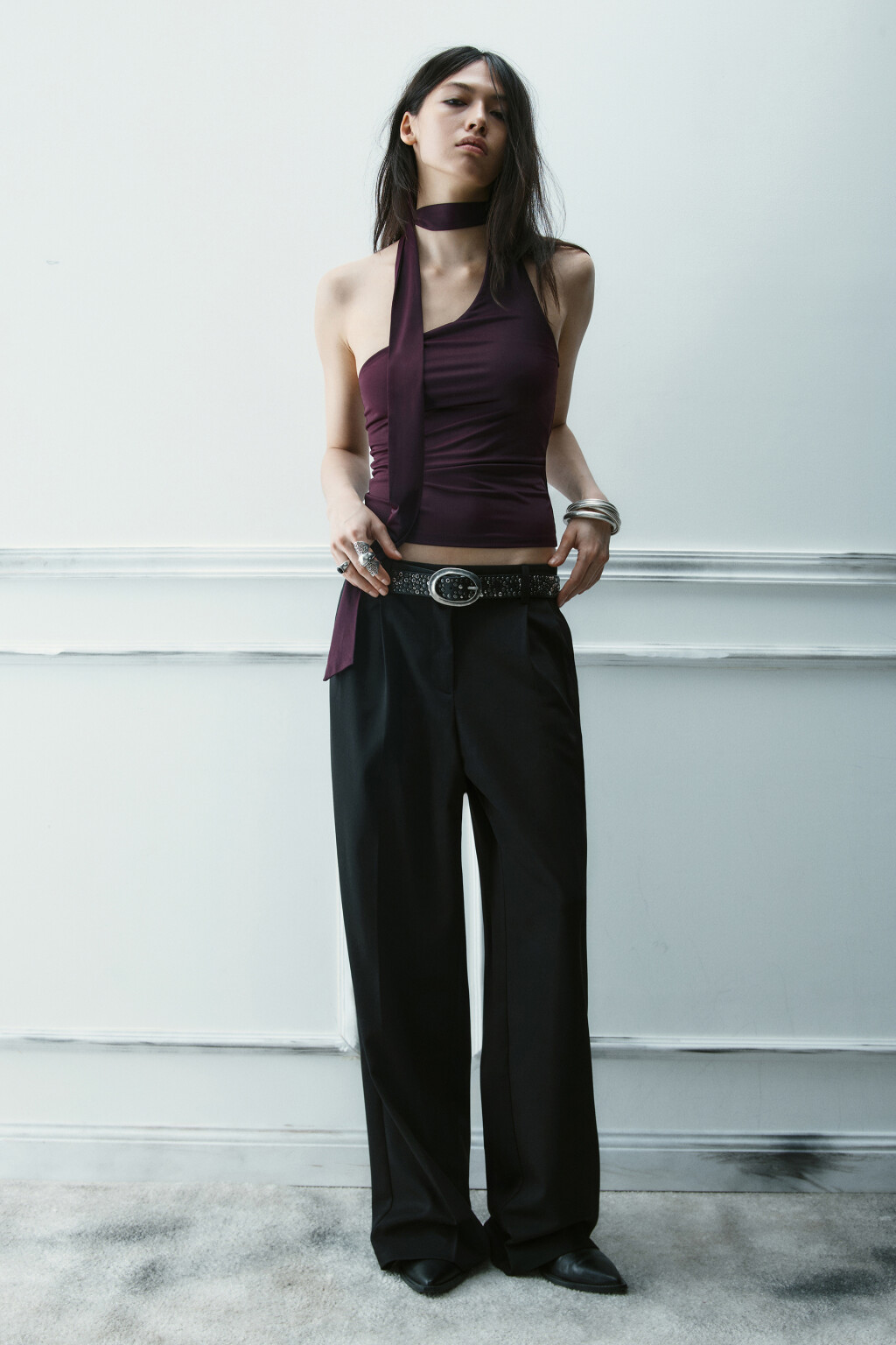 Топ на одно плечо с шарфом - цвет фиолетовый - 5