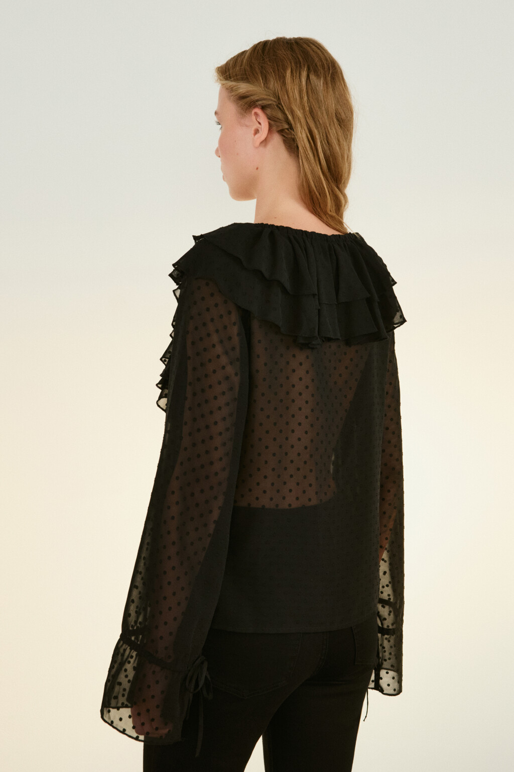 Блузка шифоновая с воланами и завязками - цвет черный - 4