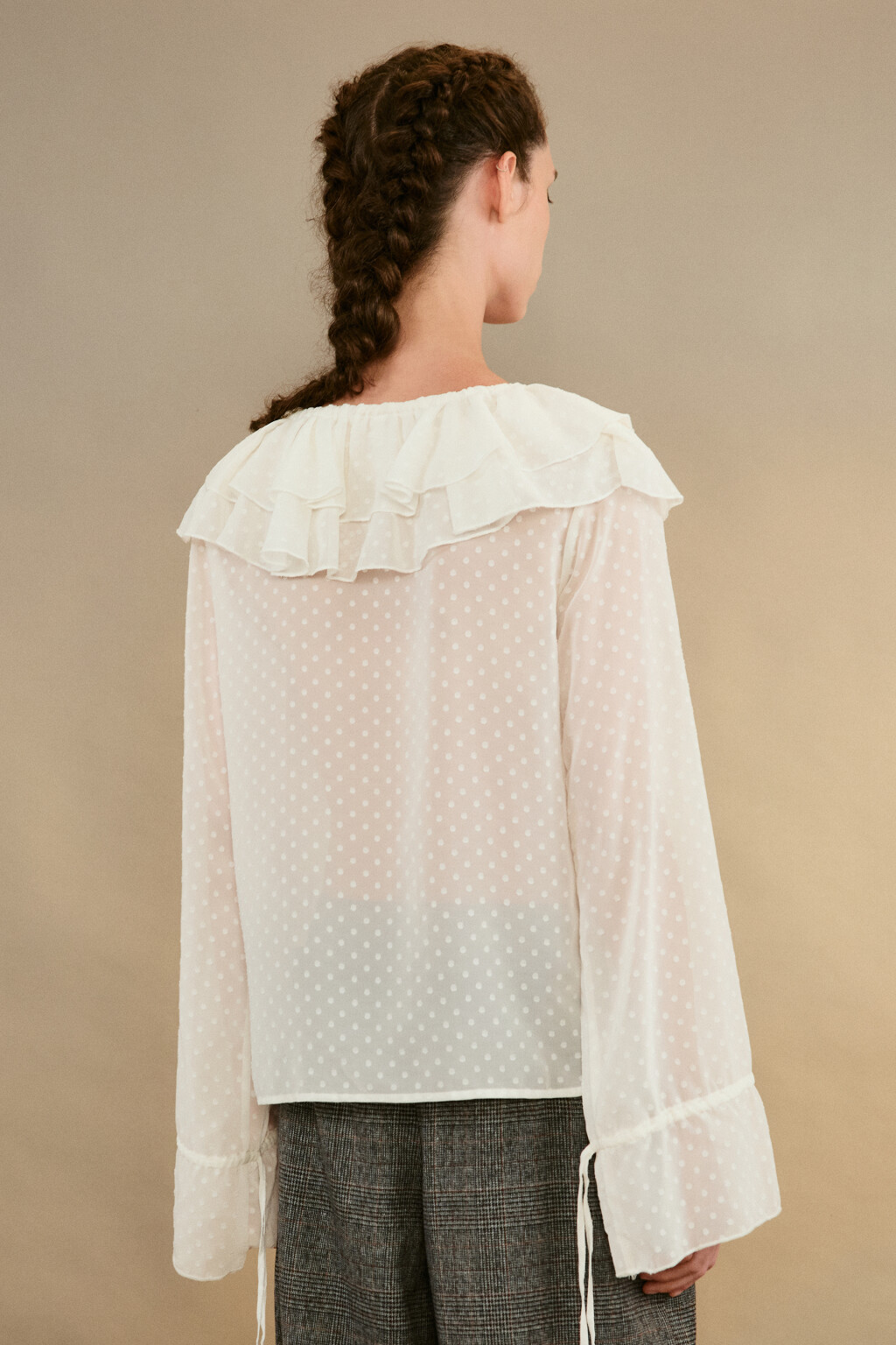 Блузка шифоновая с воланами и завязками - цвет молочный - 4