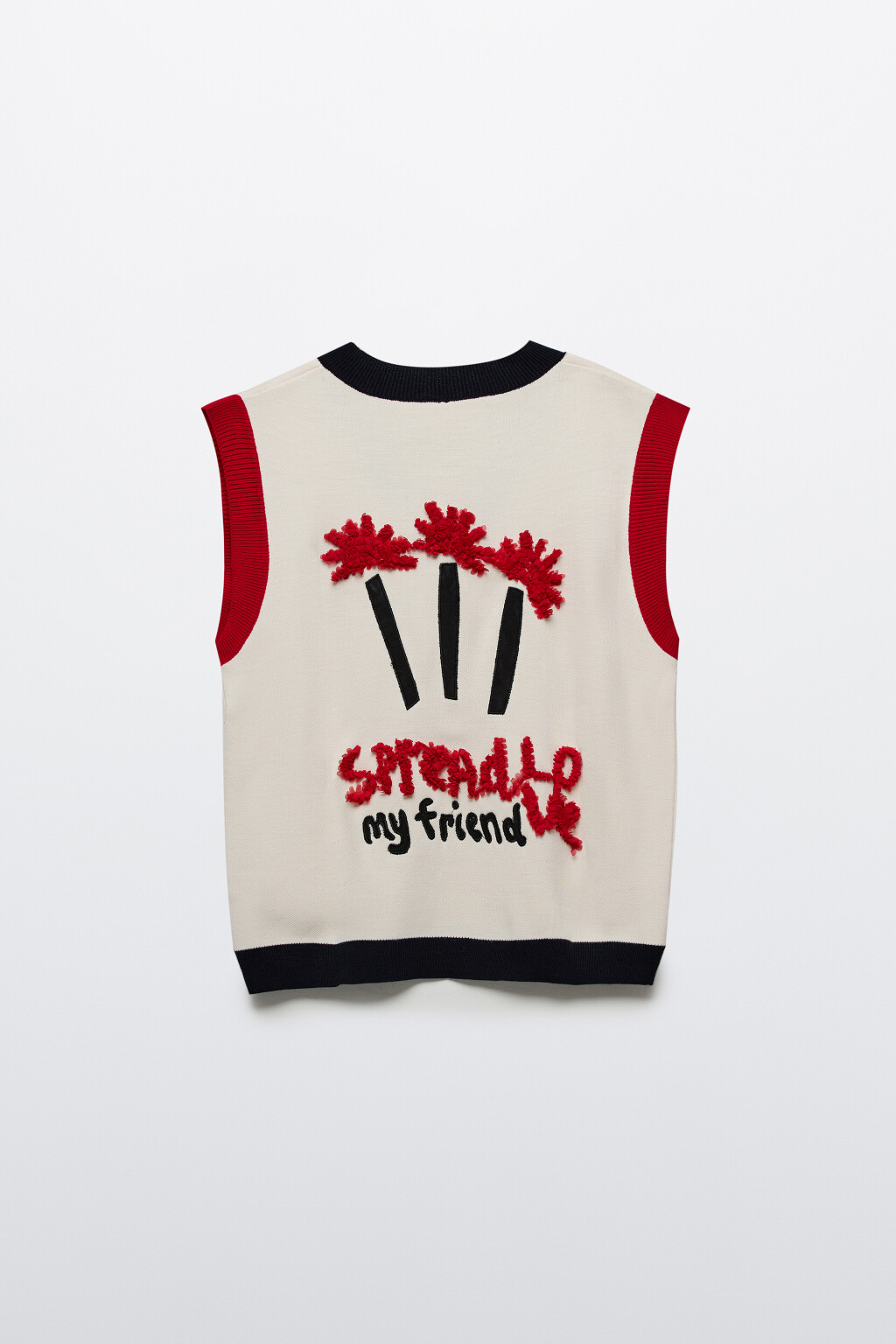 Жилет вязаный с вышивкой - цвет белый - 11