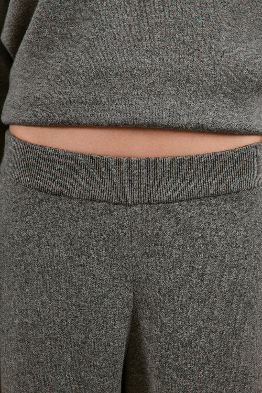 Брюки прямые из вязаного трикотажа - цвет серый - 5