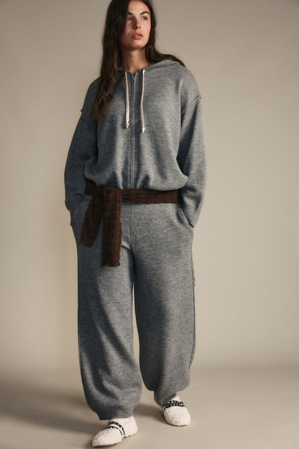 Брюки-джоггеры из вязаного трикотажа - цвет серый - 1