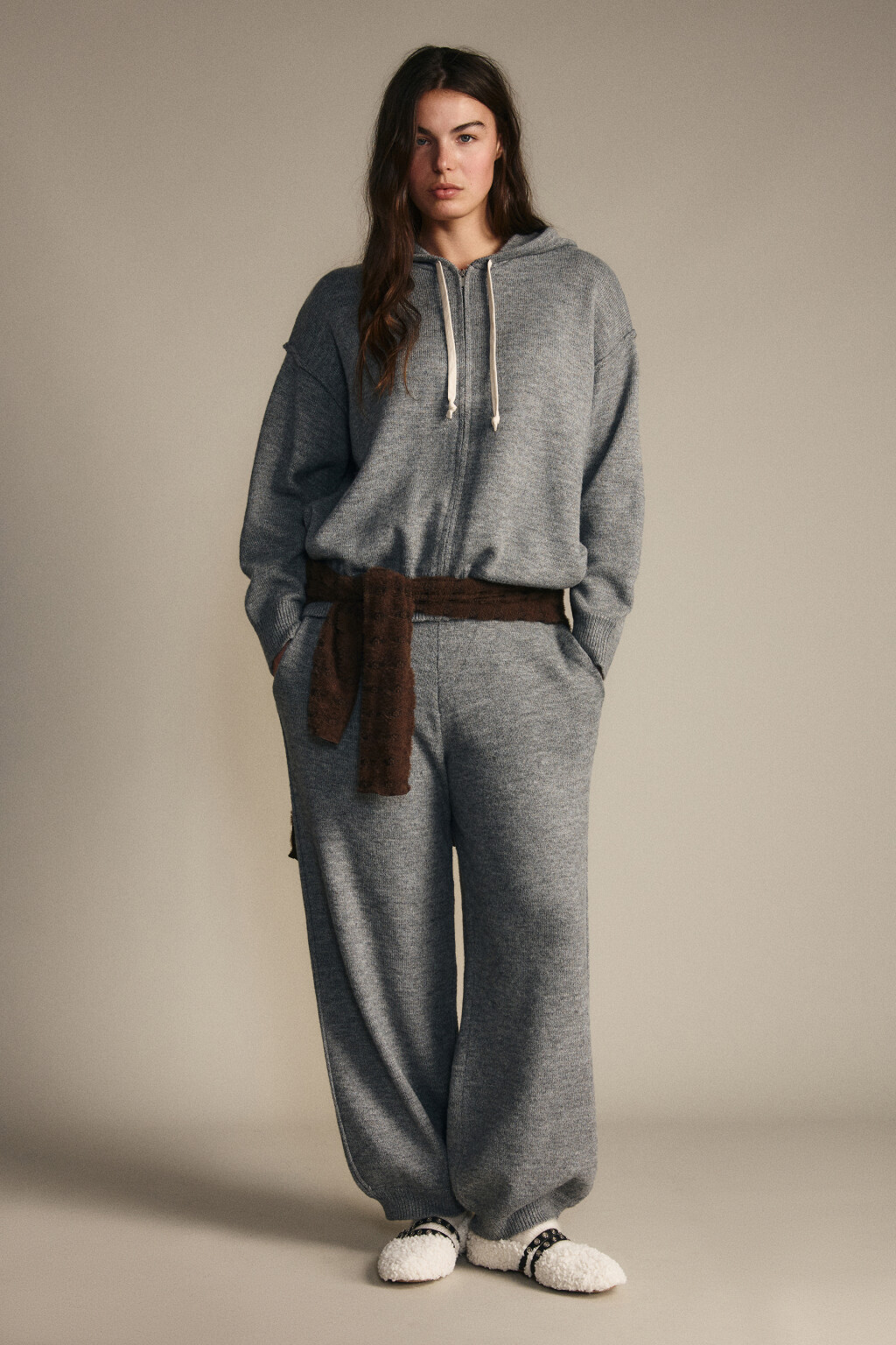 Брюки-джоггеры из вязаного трикотажа - цвет серый - 4