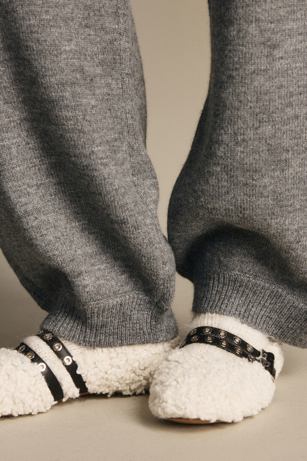 Брюки-джоггеры из вязаного трикотажа - цвет серый - 6